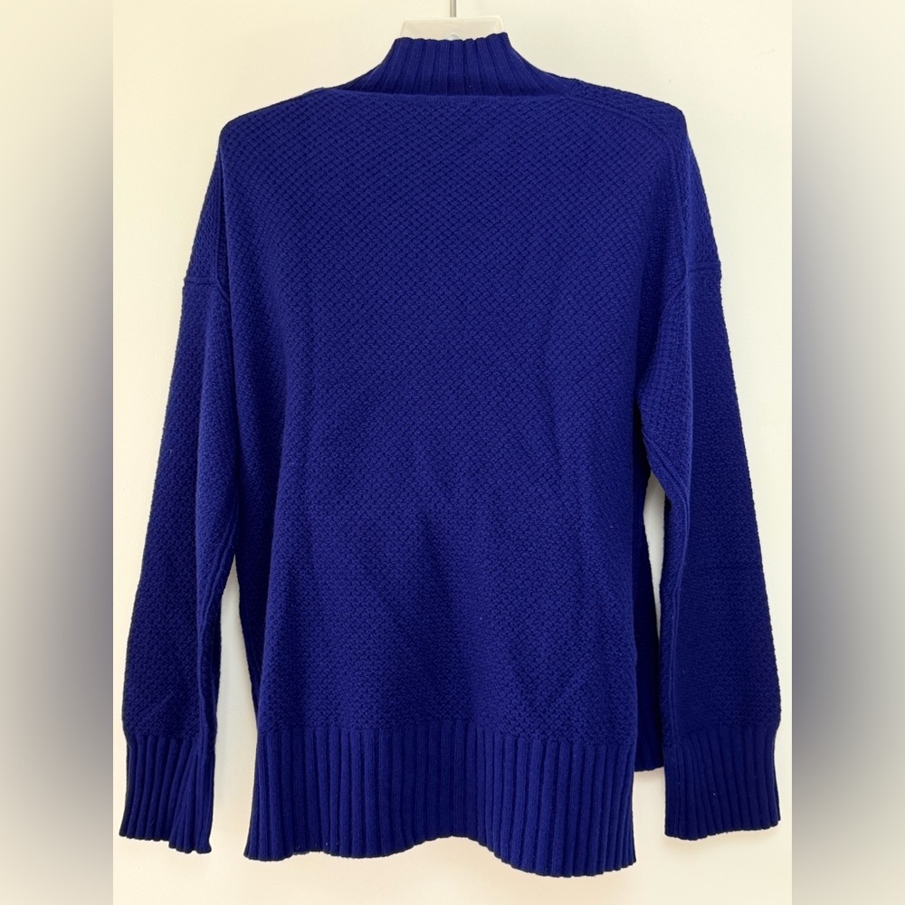 Everlane Royal Blue STOOPWAFFLE 100% CASHMERE TURTLENECK SWEATER Wome size M/L - Picture 4 of 8